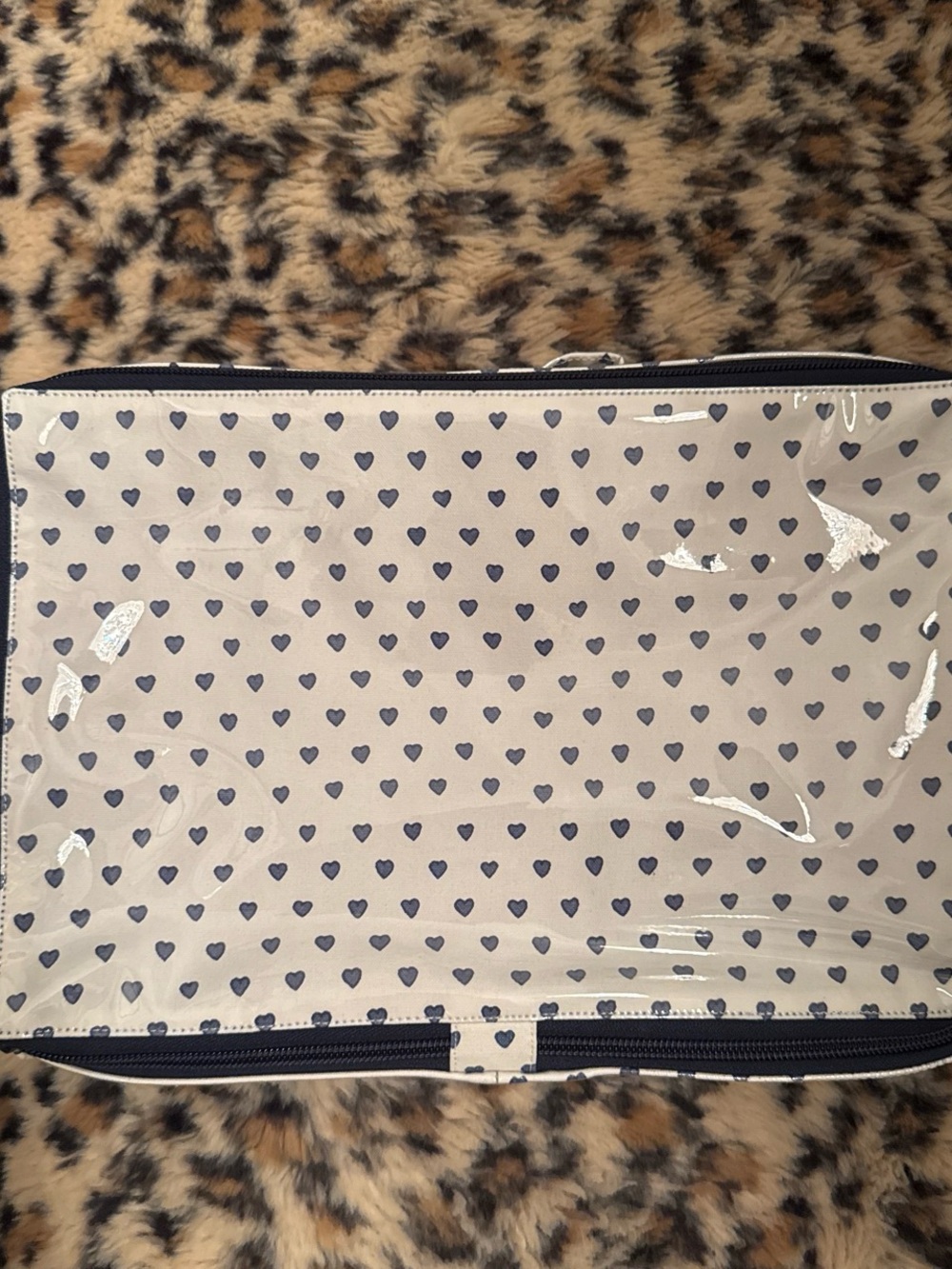Roller Rabbit makeup bag/mini suitcase - Picture 2 of 2
